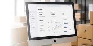 Dashboard financiero con saldos y movimientos en un monitor